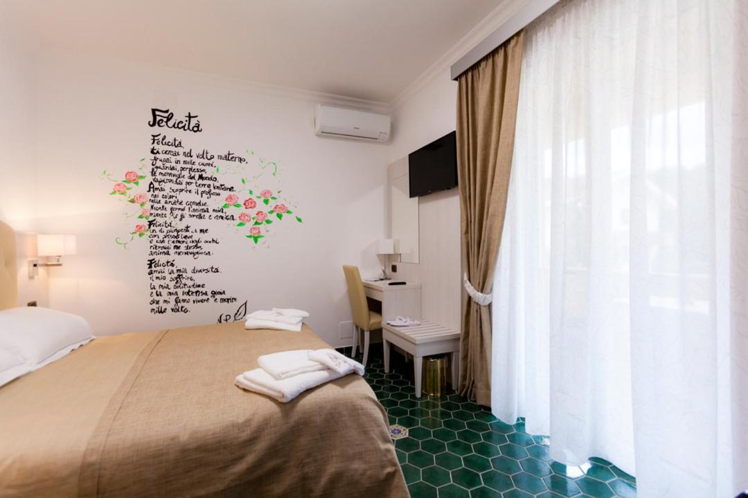 Na' Poesia B&B Di Charme Sant'Agata de' Goti Exterior photo